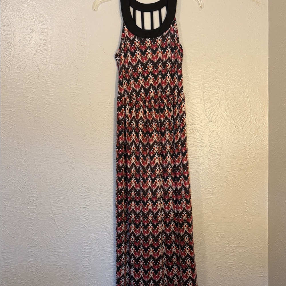 Charlotte Russe Black and Red Geometric Maxi Dress